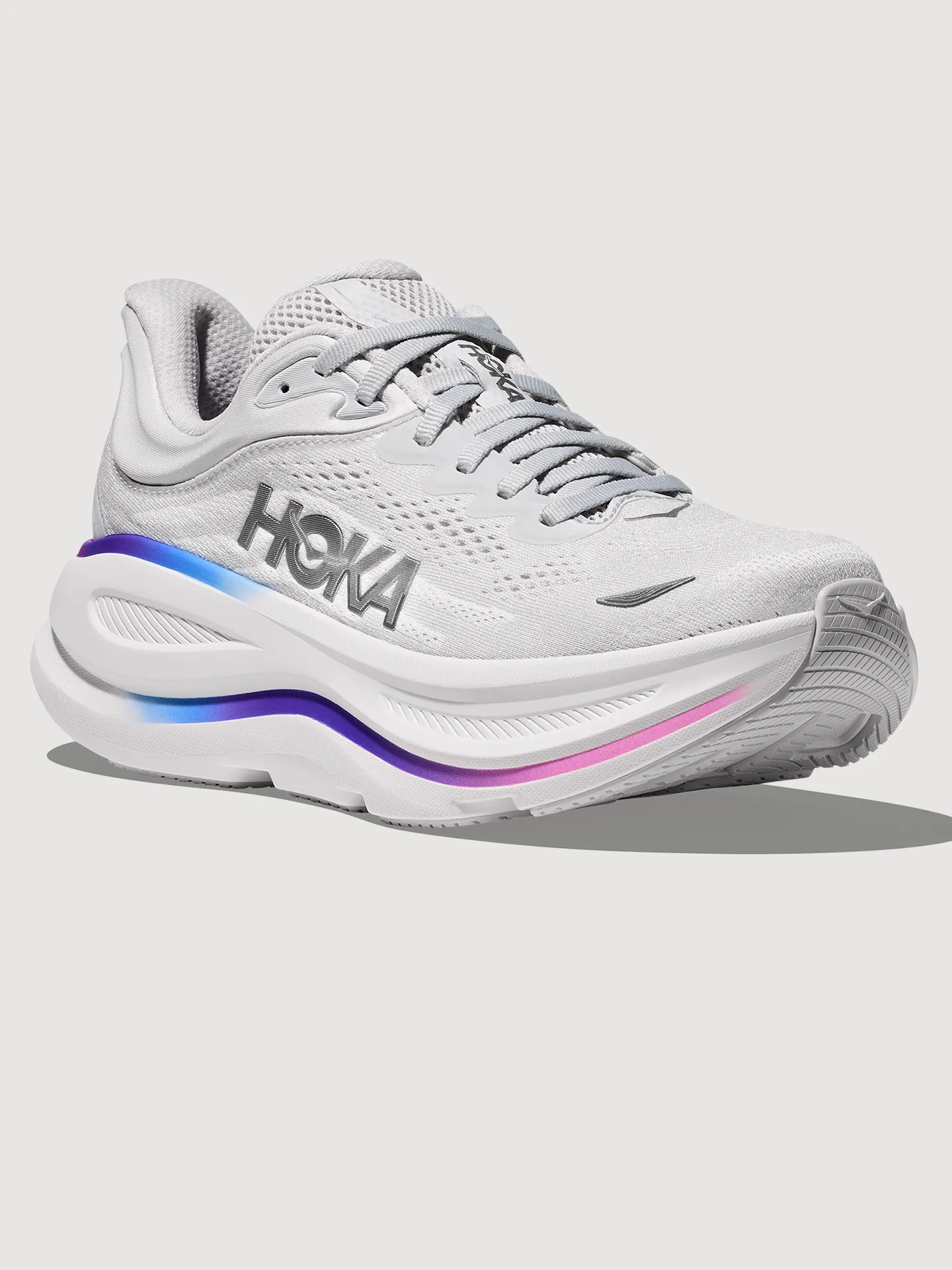 W Bondi 9 - Cosmic Grey/White